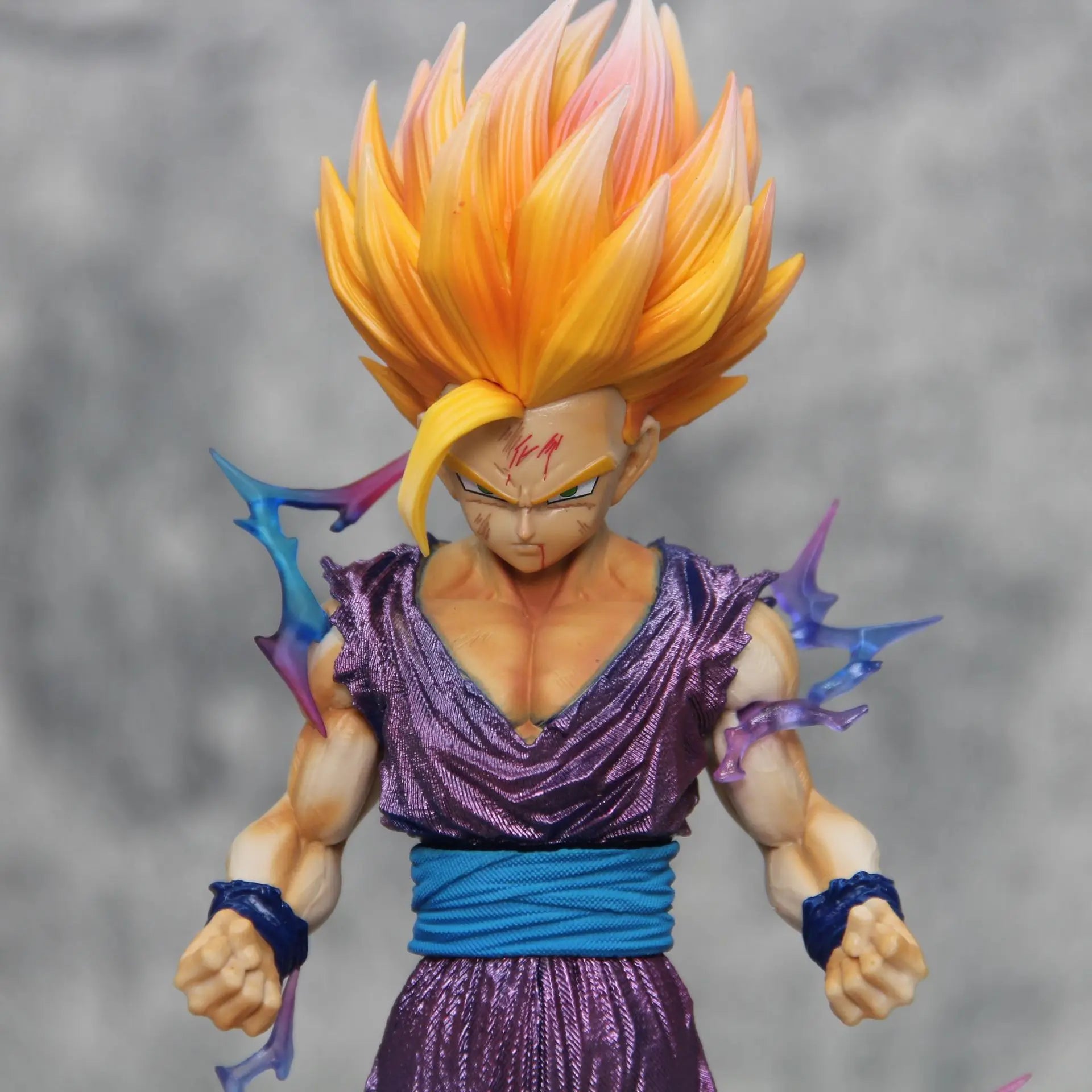 Boneco do Gohan