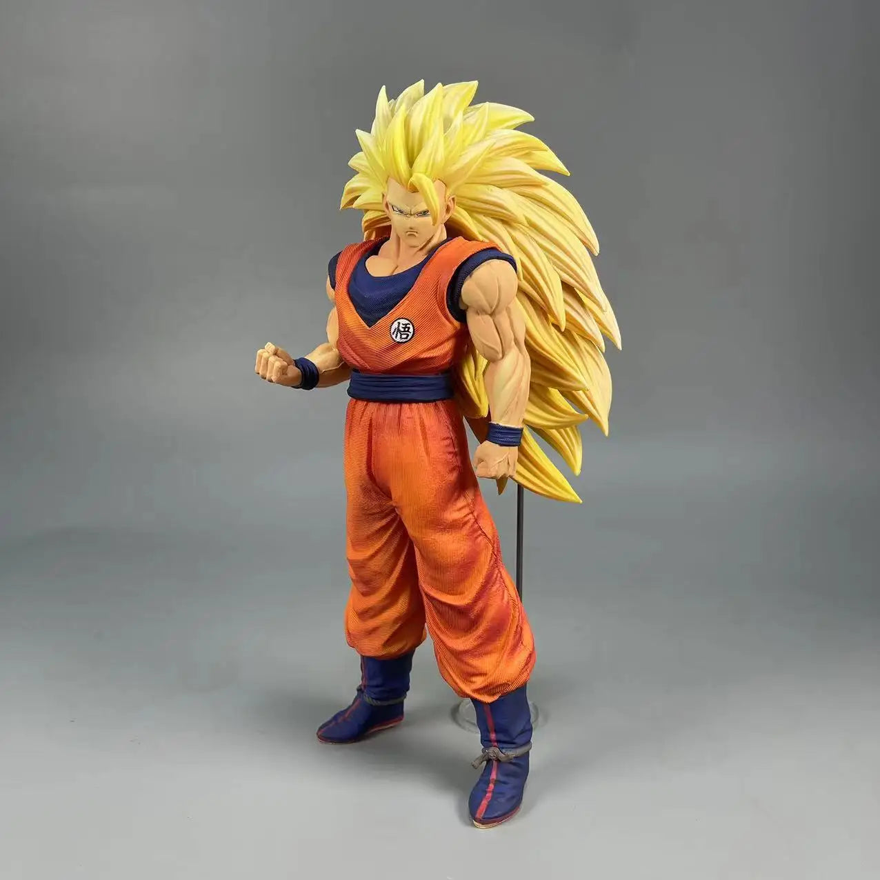 Boneco do Goku Super Saiyan 3